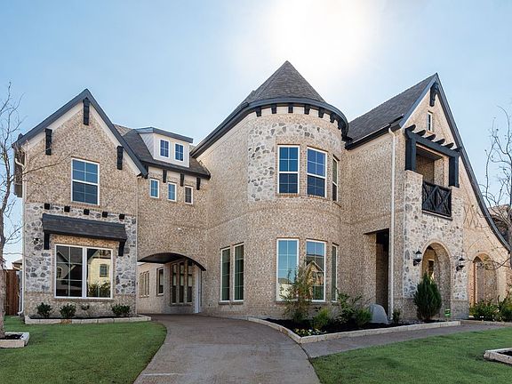 3rd image of 2704 Hartman Cir