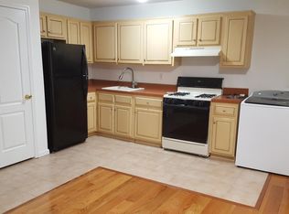75 Essex Dr, Staten Island, NY 10314