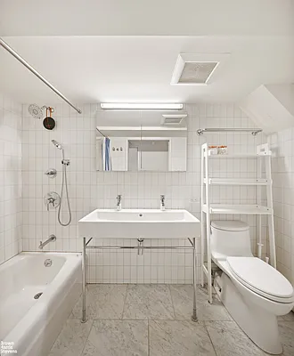 Rented by Brown Harris Stevens | media 20