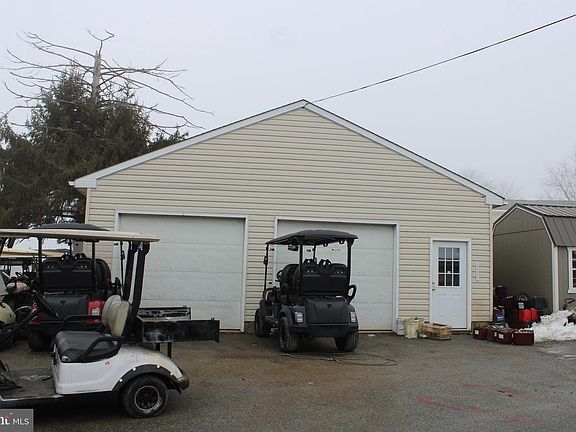 3rd image of 5859 Lincoln Hwy