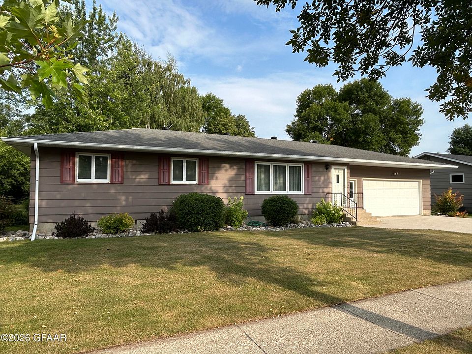 1st image of 1416 Dogwood Ave