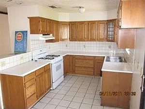 2nd image of 1941 Ethan Way