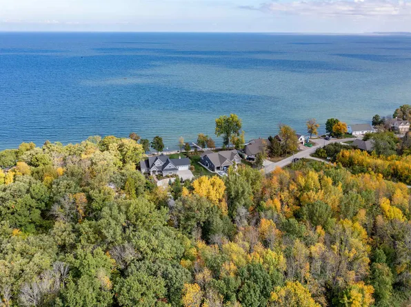 Swan Rd, Green Bay, WI 54311