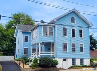96 Blinman St, New London, CT 06320