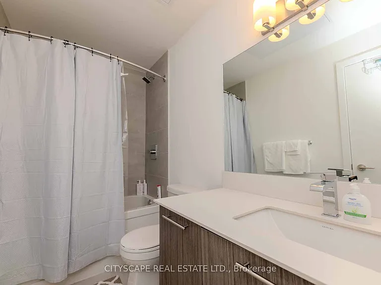 871 Sheppard Ave W #46 — Photo 49