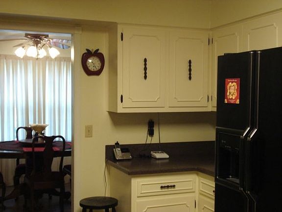 Kitche 3 & Breakfast Room door