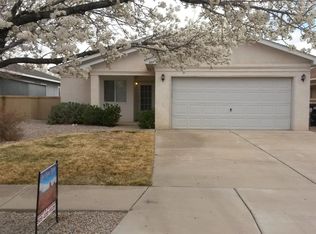 637 Santa Fe Meadows Dr NE, Rio Rancho, NM 87144