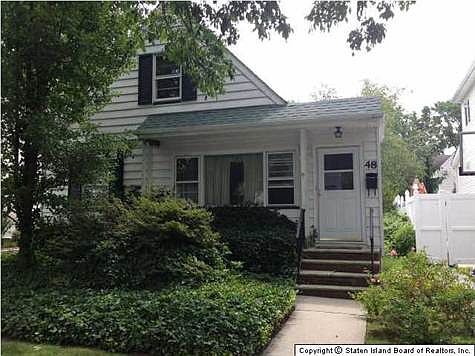 1st image of 48 Margaretta Ct