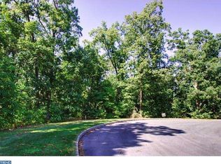 35 Stonehill Dr, Mohnton, PA 19540