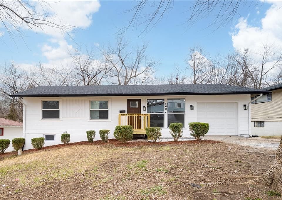1st image of 4607 Myrtle Ave