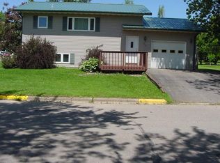 359 W 1st Ave, Dorchester, WI 54425