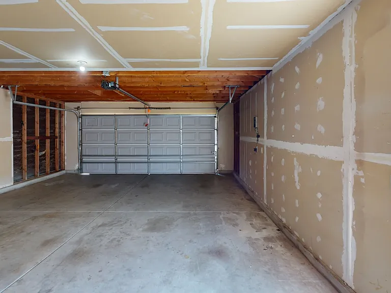 2292 Golden Ave — Photo 19