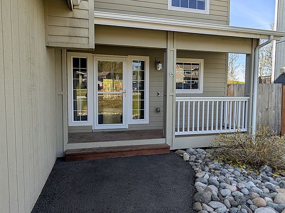3rd image of 12934 Rosser Dr