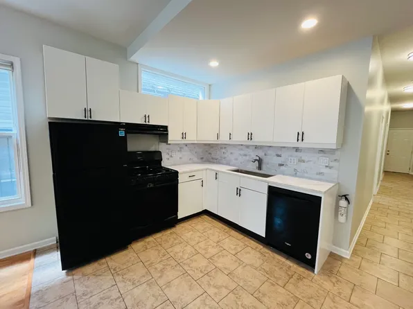 1720 N Western Ave #2, Chicago, IL 60647