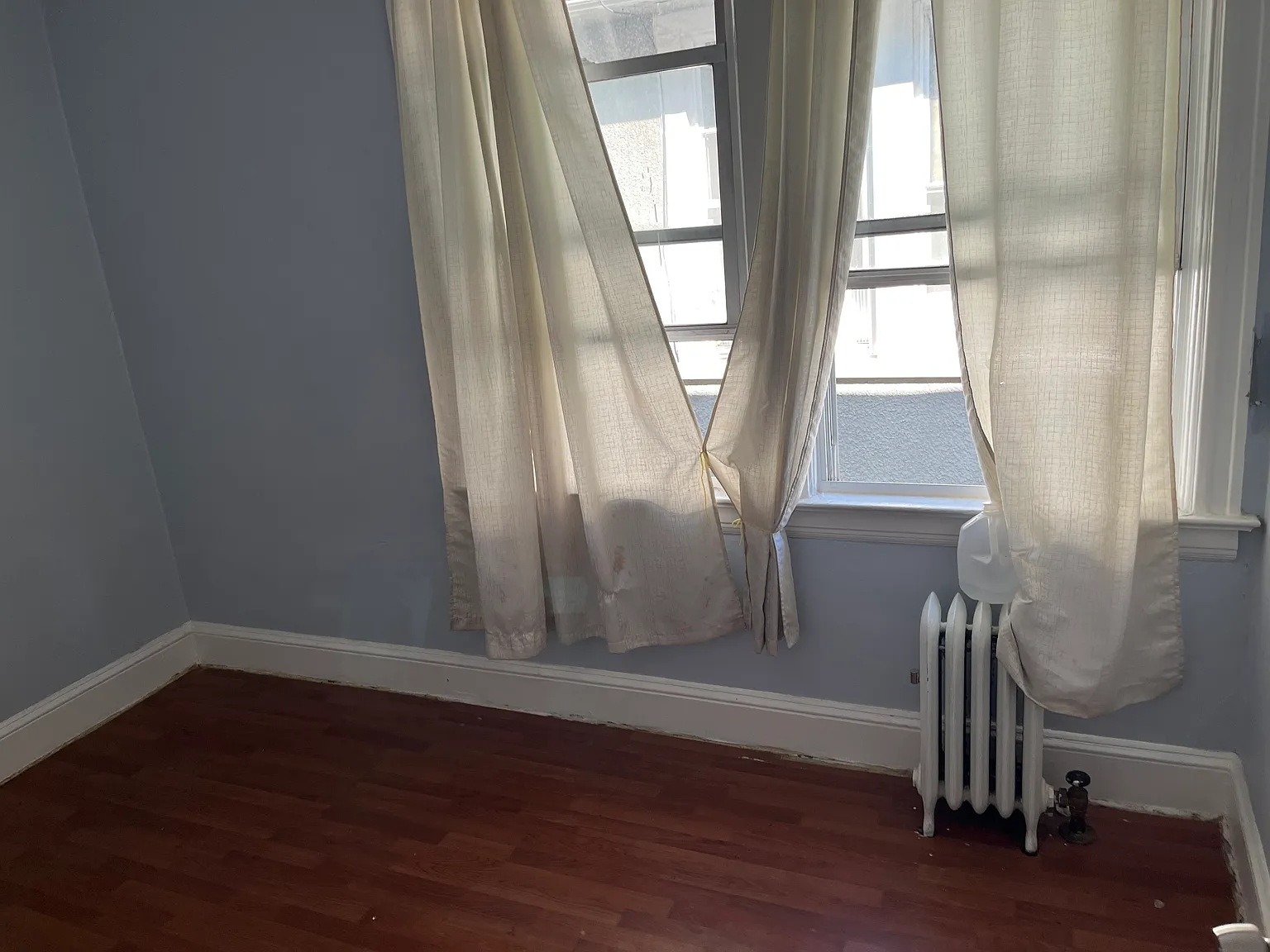 3 bed, $2,900 — Photo 3