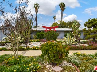 15363 Leadwell St, Van Nuys, CA 91406