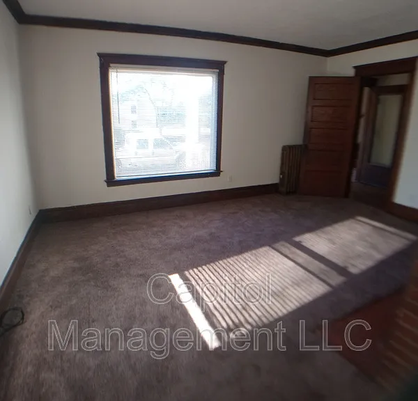 220 W Lapeer St #2 — Photo 7
