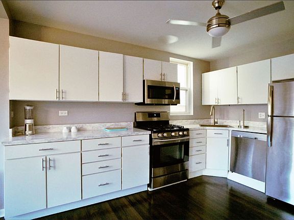 3rd image of 2853 N Elston Ave #1