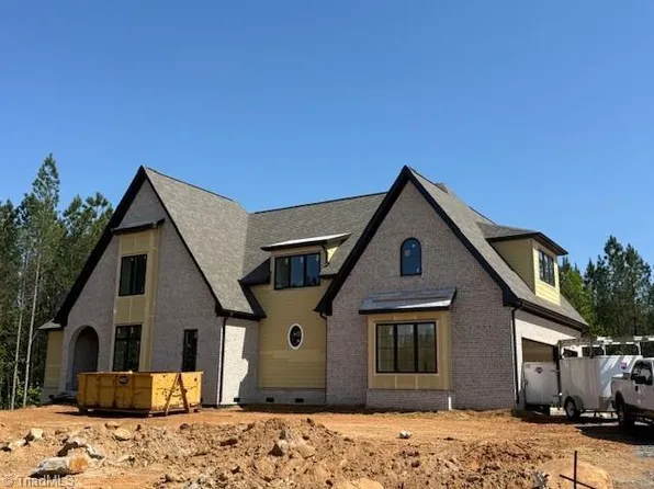 7685 Manderley Dr, Oak Ridge, NC 27310