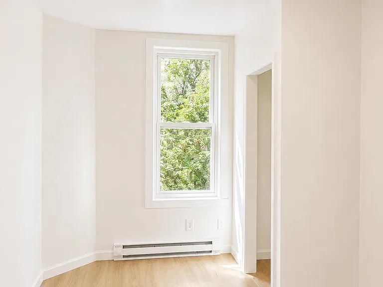 519 Mercer St #1 — Photo 7