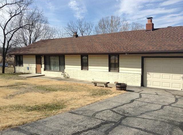 1st image of 4140 N 60th St