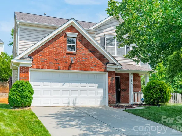 12922 Rothe House Rd, Charlotte, NC 28273