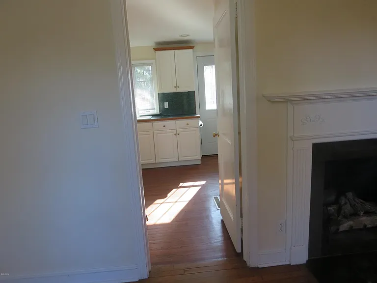 45 Thornhill Rd — Photo 9