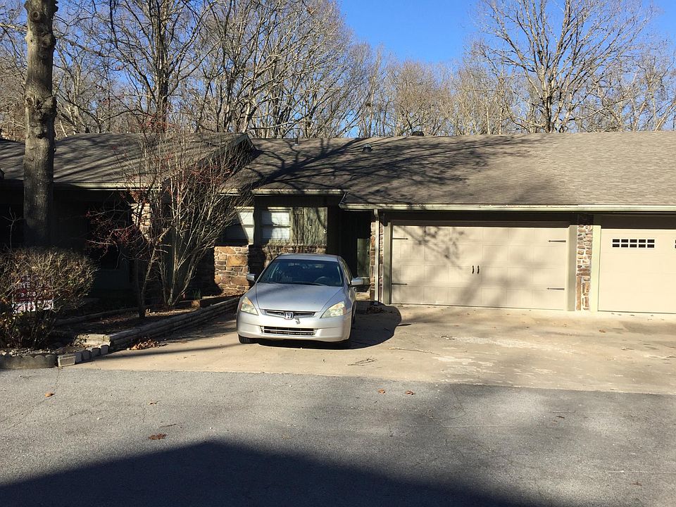 1st image of 8 Victoria Ln
