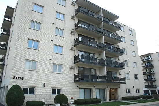 1st image of 8015 W Oconnor Dr #4E