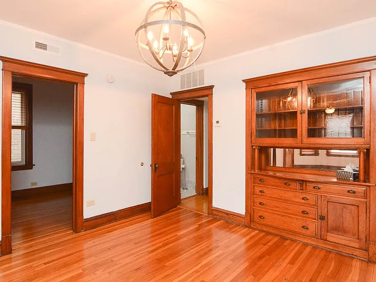 3511 N Western Ave #2 — Photo 8