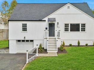 27 Woodruff Ave, Scarsdale, NY 10583