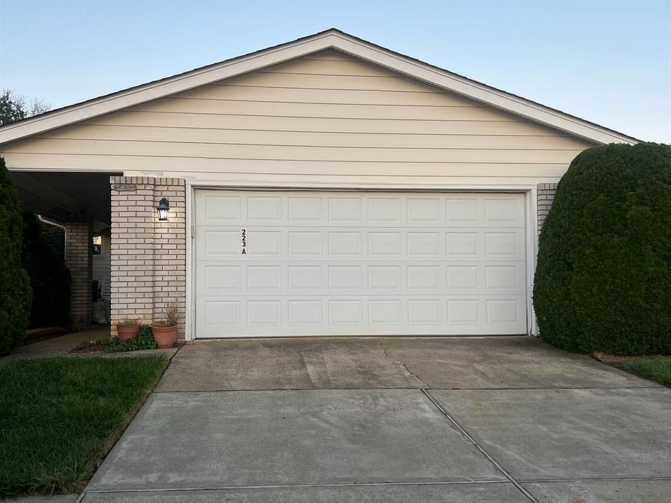 2nd image of 223 Branch Rd