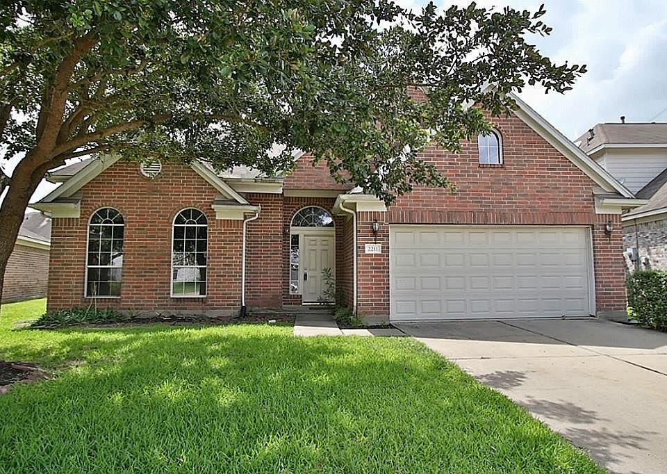 1st image of 2211 Acorn Square Ct