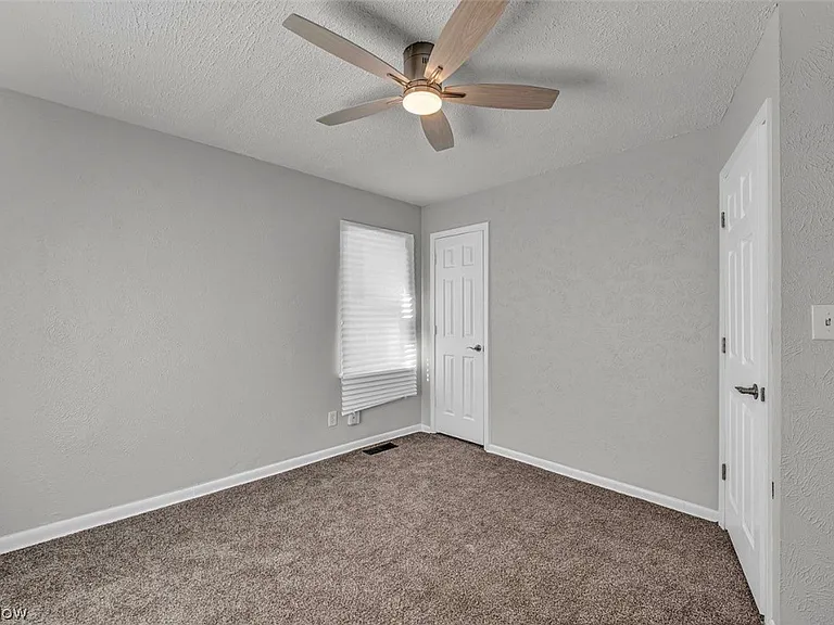12508 Sobieski Ave — Photo 29