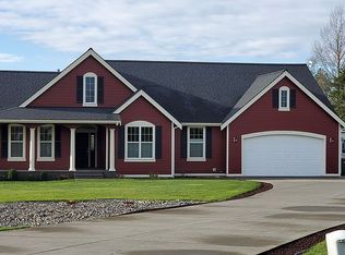 6754 Family Hill Ln, Ferndale, WA 98248