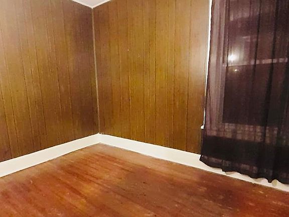 4th image of 38 Cambridge Ave #1