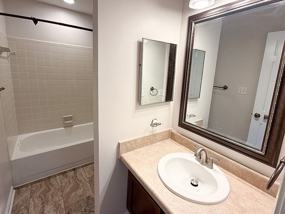 Primary suite bathroom.
