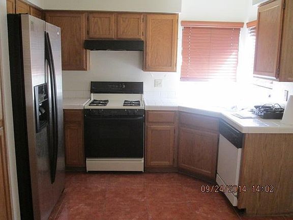 4th image of 400 Placer Creek Ln