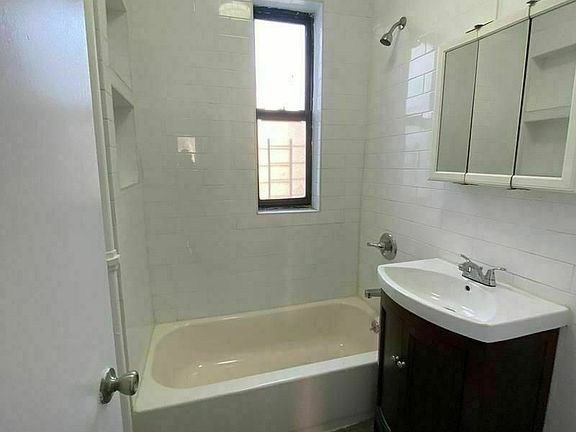 5th image of 868 47th St #C9