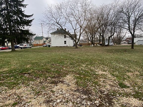 5th image of 1046 Scott St