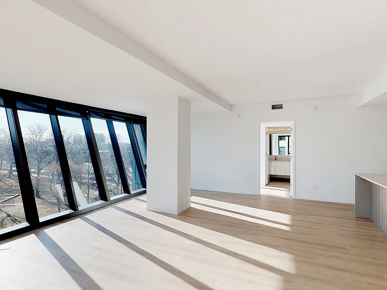 Dining/Living room