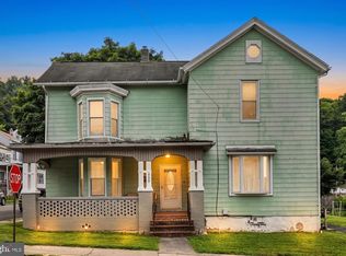 999 E Norwegian St, Pottsville, PA 17901