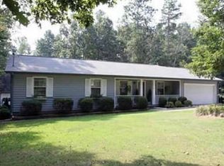 1420 Beechwood Cir, Lawrenceville, GA 30045