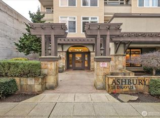 18 Dravus Street #207, Seattle, WA