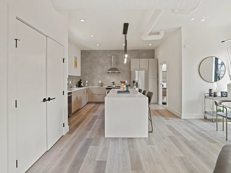 466 South Ln — Photo 15