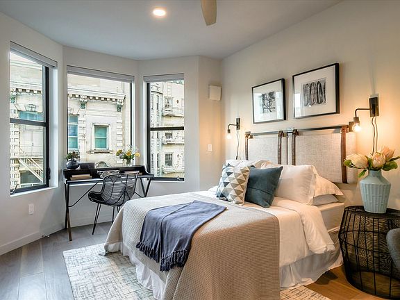 3rd image of 824 Hyde St #502