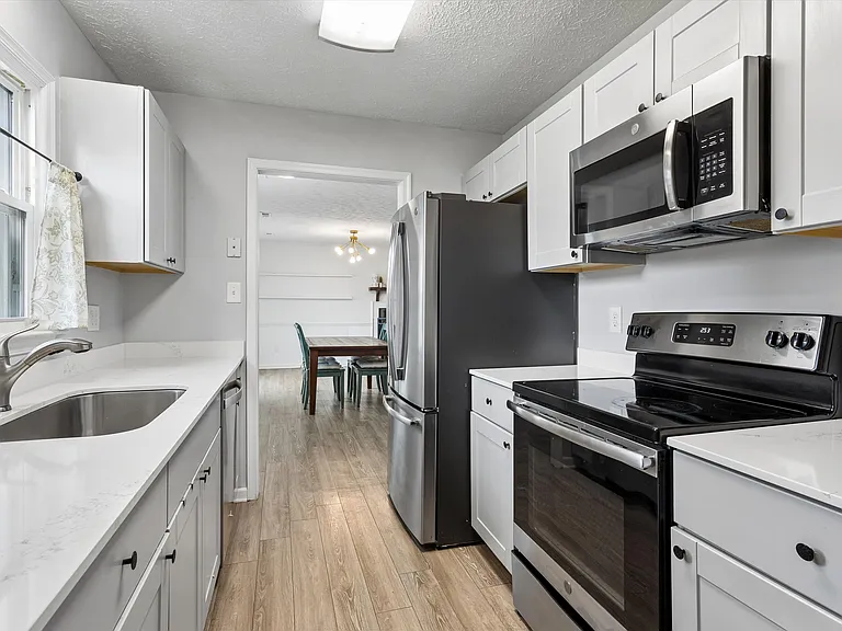160 Fairmont Dr — Photo 20