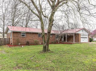 174 Hampton Ct, Poplar Bluff, MO 63901