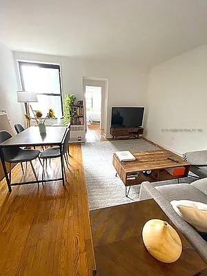 Rented by City Heights Realty | media 7