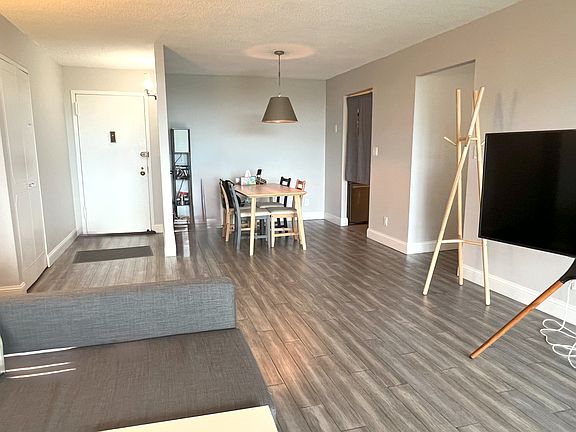 4th image of 1 Strawberry Hill Ave #6G